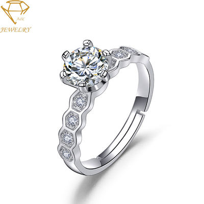 Pavez le mariage de diamants Ring With Name Engraved argenté